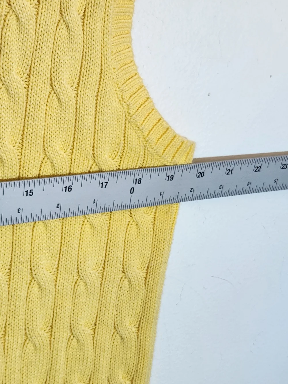 Polo Ralph Lauren Boys Yellow Cable Knit Sweater Vest Size XL 18-20
